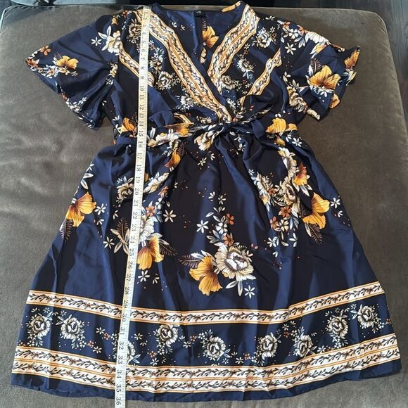 Women V-Neck Bohemian Navy Floral Print Short Summer Dress Cover Up Size XL NEW - Picture 9 of 14